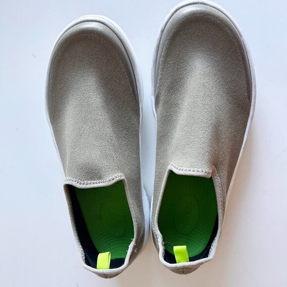 OOFOS Women's OOmg eeZee Low Shoe - Picture 2 of 10